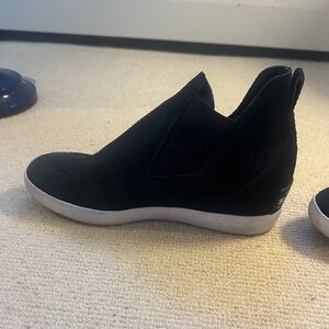 Sorel Black Women's Wedge Sneakers